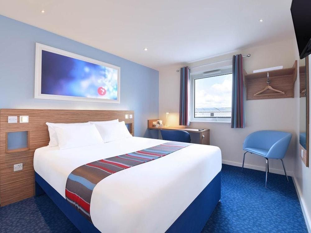 Travelodge London Ealing Exteriör bild