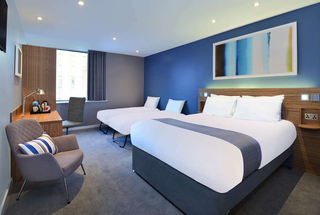 Travelodge London Ealing Rum bild
