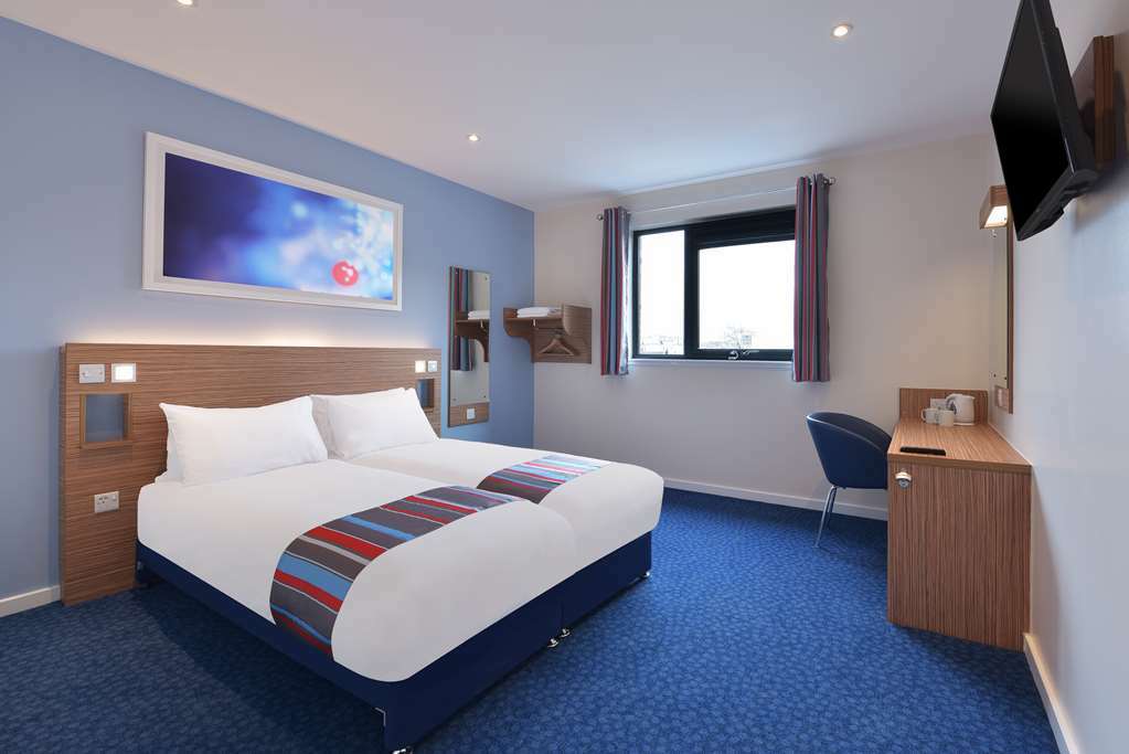 Travelodge London Ealing Rum bild